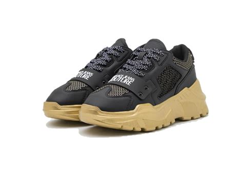 Speedtrack Sneakers Black,Gold .